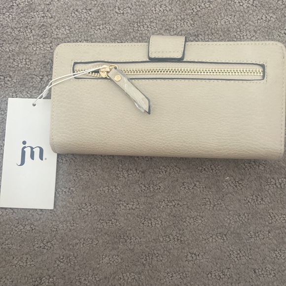 BRAND NEW Sand Wallet - Picture 2 of 2